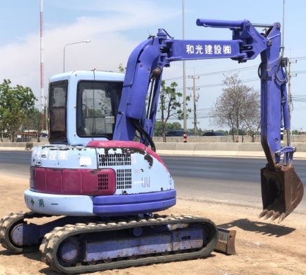 ขายรถขุด KOMATSU PC50UU-2 อาร์มยาวพิเศษ คอนโทรลสั้น นำเข้าเองจากญี่ปุ่น สภาพสวยพร้อมใช้ มีVDOการทำงานครับ