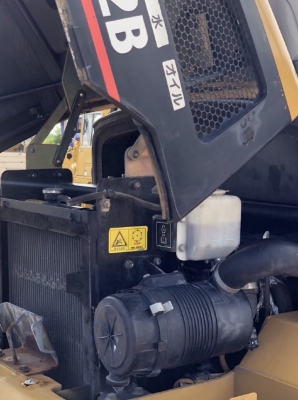 ขายรถตักล้อยาง CAT 902B ปี 2012 (6XX ชั่วโมง) นำเข้าเองจากญี่ปุ่น สภาพสวยพร้อมใช้ มีVDOการทำงานครับ