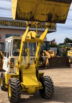 ขายรถตักล้อยาง KOMATSU WA30-2 (3,XXX ชั่วโมง) นำเข้าเองจากญี่ปุ่น สภาพสวยพร้อมใช้