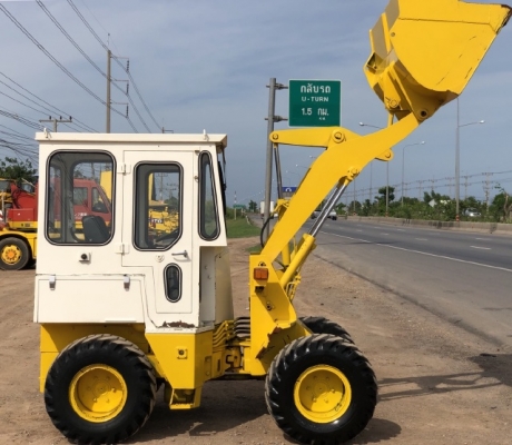 ขายรถตักล้อยาง KOMATSU WA30-2 (3,XXX ชั่วโมง) นำเข้าเองจากญี่ปุ่น สภาพสวยพร้อมใช้
