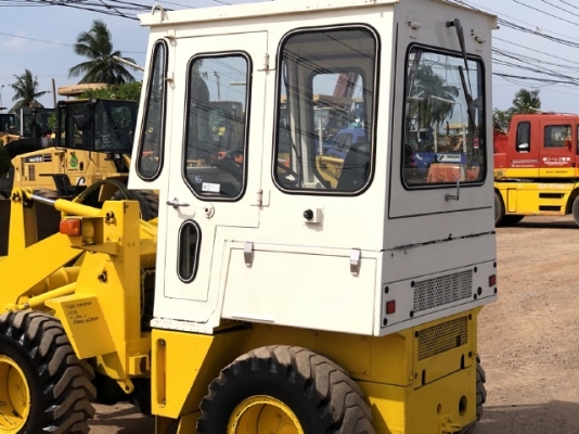 ขายรถตักล้อยาง KOMATSU WA30-2 (3,XXX ชั่วโมง) นำเข้าเองจากญี่ปุ่น สภาพสวยพร้อมใช้
