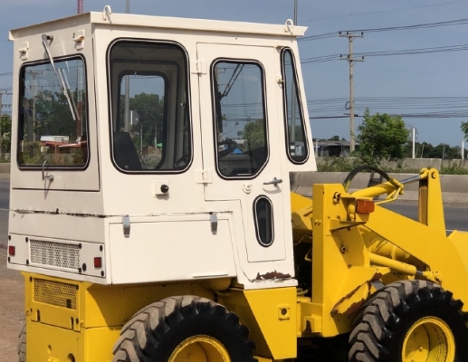 ขายรถตักล้อยาง KOMATSU WA30-2 (3,XXX ชั่วโมง) นำเข้าเองจากญี่ปุ่น สภาพสวยพร้อมใช้