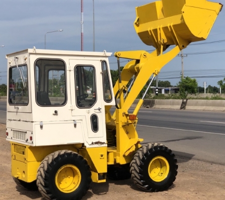 ขายรถตักล้อยาง KOMATSU WA30-2 (3,XXX ชั่วโมง) นำเข้าเองจากญี่ปุ่น สภาพสวยพร้อมใช้