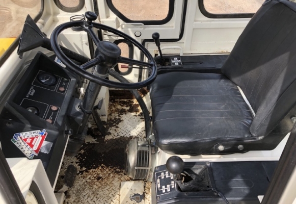 ขายรถตักล้อยาง KOMATSU WA30-2 (3,XXX ชั่วโมง) นำเข้าเองจากญี่ปุ่น สภาพสวยพร้อมใช้