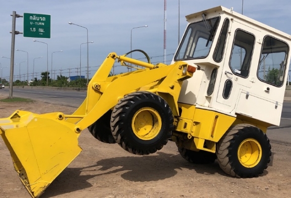 ขายรถตักล้อยาง KOMATSU WA30-2 (3,XXX ชั่วโมง) นำเข้าเองจากญี่ปุ่น สภาพสวยพร้อมใช้