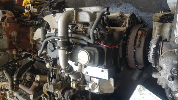 เครื่องยนต์ Nissan  QD32  เทอร์โบ เก่านอก