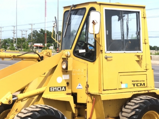 ขายรถตักล้อยาง TCM 810A-2 (เทียบเท่า WA30) (1,XXX ชั่วโมง) นำเข้าเองจากญี่ปุ่น สภาพสวยพร้อมใช้  มีVDOครับ