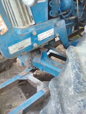 ขายรถไถ FORD 2 เพลา รุ่น 7610 รถพร้อมใช้ เอกสารเล่มทะเบียน