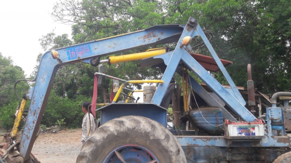 รถคีบอ้อย รถคีบอ้อย