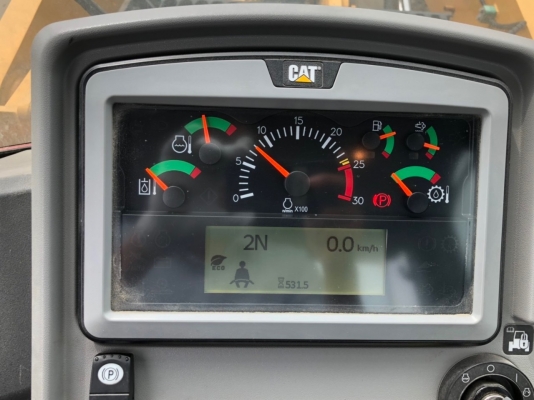 ขายรถตัก CATERPILLAR 966M สภาพพร้อมใช้ สนใจติดต่อ อำพล 090-9694506/ 080-3031241