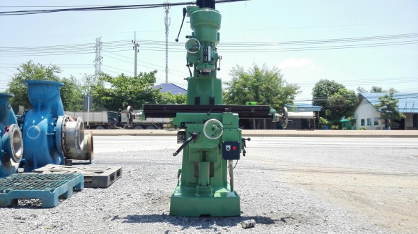 เครื่องมิลลิ่งใต้หวันM2 Milling MTW หัวสปินเดิลปรับรอบสายพาน ฟีดเดินเกียร์ปรับสปีดได้ ไฟ 380V สภาพสว เครื่องมิลลิ่งใต้หวันM2 Milling MTW หัวสปินเดิลปรับรอบสายพาน ฟีดเดินเกียร์ปรับสปีดได้ ไฟ 380V สภาพสว
