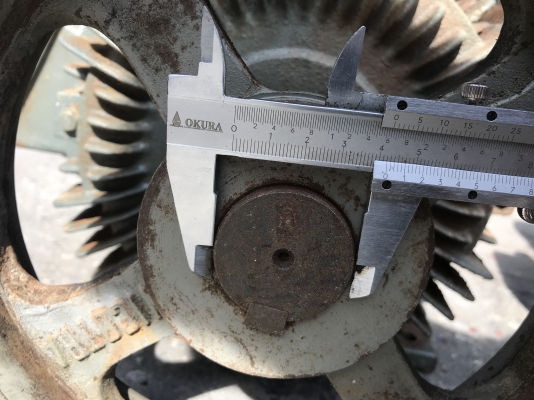 ขายมอเตอร์ไฟฟ้า Carrier 15HP. 380V 1450rpm. สภาพสวยเดิมๆ หมุนนิ่ม พร้อมใช้งาน มี 2ตัวครับ ราคาตัวละ 7,800 บาท