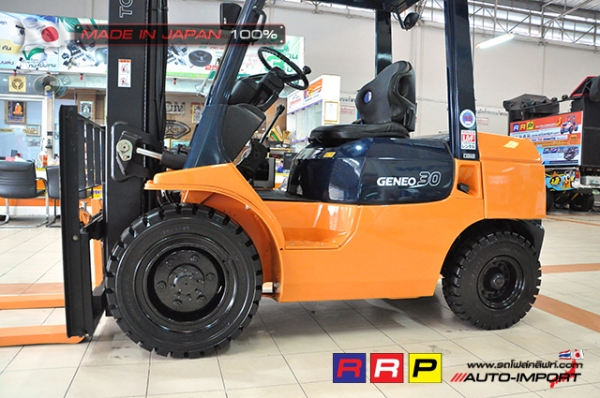 ขายรถโฟล์คลิฟท์มือสอง TOYOTA รุ่น 7FDJ30-12786 นำเข้าจากประเทศญี่ปุ่น 100\% ไม่เคยใช้งานในไทย