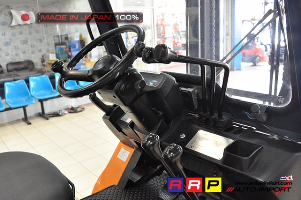 ขายรถโฟล์คลิฟท์มือสอง TOYOTA รุ่น 7FDJ30-12786 นำเข้าจากประเทศญี่ปุ่น 100\% ไม่เคยใช้งานในไทย