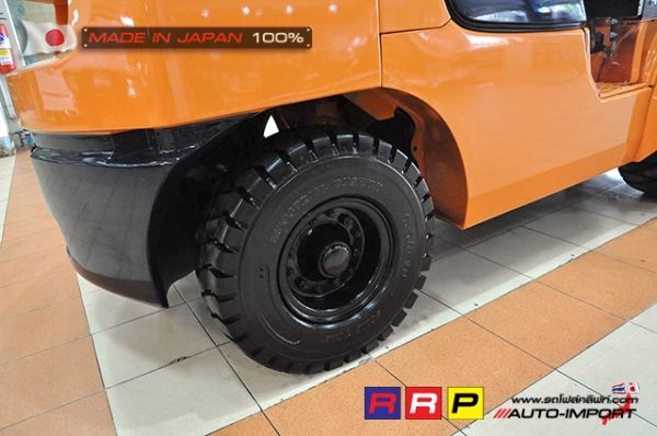 ขายรถโฟล์คลิฟท์มือสอง TOYOTA รุ่น 7FDJ30-12786 นำเข้าจากประเทศญี่ปุ่น 100\% ไม่เคยใช้งานในไทย