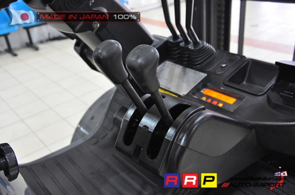 ขายรถโฟล์คลิฟท์มือสอง TOYOTA รุ่น 8FG30-30115 นำเข้าจากประเทศญี่ปุ่น 100\% ไม่เคยใช้งานในไทย