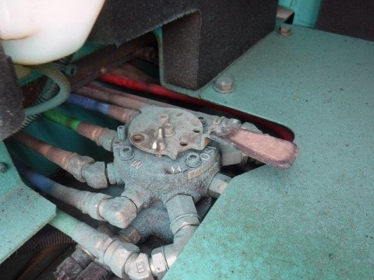 ขาย KOBELCO SK200-8 YN12  สภาพสวยพร้อมใช้ สนใจติดต่อ อำพล 090-9694506/ 080-3031241