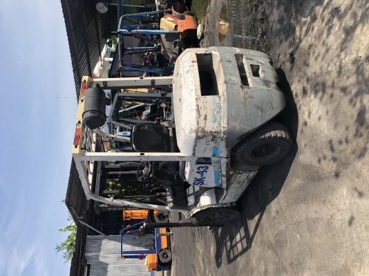 อาาร์ ซี เอช โฟรคลิฟท์ ขาย  ที ซี เอ็ม 3 ตัน