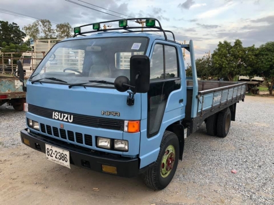 ขายครับ รถบรรทุก 6 ล้อ ISUZU NPR 115 แรง กระบะ 4.3 เมตร รถสวยพร้อมใช้ ขายครับ รถบรรทุก 6 ล้อ ISUZU NPR 115 แรง กระบะ 4.3 เมตร รถสวยพร้อมใช้