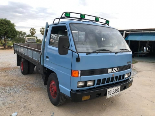 ขายครับ รถบรรทุก 6 ล้อ ISUZU NPR 115 แรง กระบะ 4.3 เมตร รถสวยพร้อมใช้