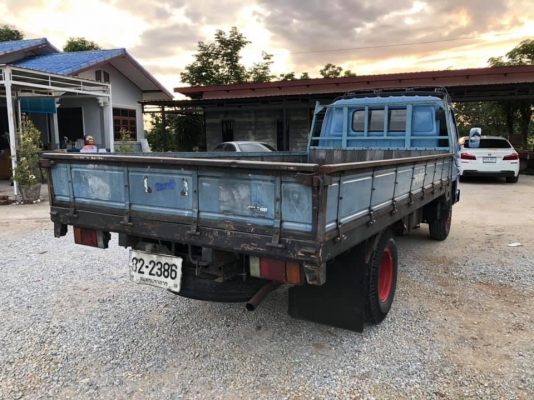 ขายครับ รถบรรทุก 6 ล้อ ISUZU NPR 115 แรง กระบะ 4.3 เมตร รถสวยพร้อมใช้ ขายครับ รถบรรทุก 6 ล้อ ISUZU NPR 115 แรง กระบะ 4.3 เมตร รถสวยพร้อมใช้