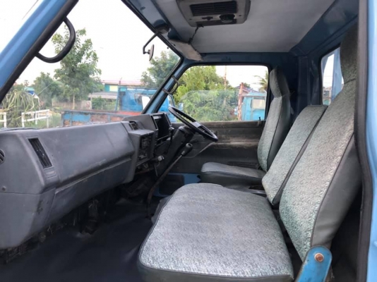 ขายครับ รถบรรทุก 6 ล้อ ISUZU NPR 115 แรง กระบะ 4.3 เมตร รถสวยพร้อมใช้