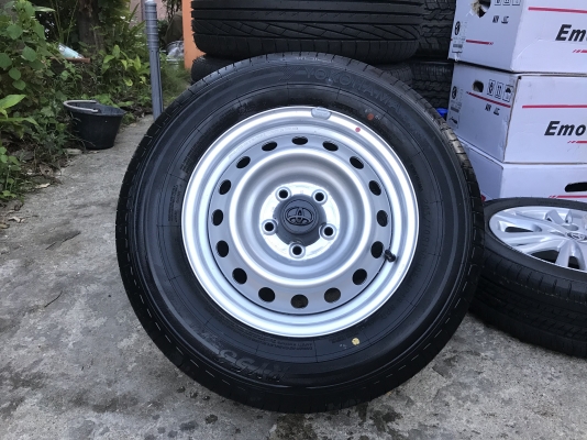 ล้อรีโว้ขอบ 15 พร้อมยางป้ายแดงปี 19