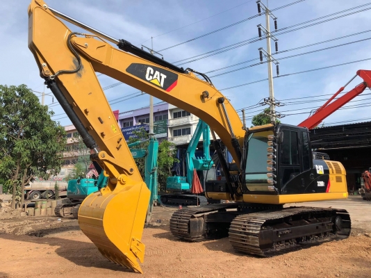 ขายด่วน!! Cat 320D2 ไมล์ ชม.3,900