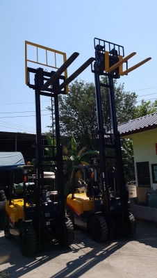 ขายรถยกโฟล์คลิฟท์ TCM ขนาด 3ตัน เสาสูง 5 เมตร ติดตั้งอุปกรณ์พิเศษงาเท(รถนอก )