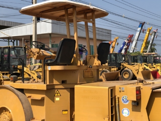 ขายรถบด 3 ล้อ DYNAPAC CS12 นำเข้าเองจากญี่ปุ่น สภาพสวยพร้อมใช้ มีVDOการทำงานครับ