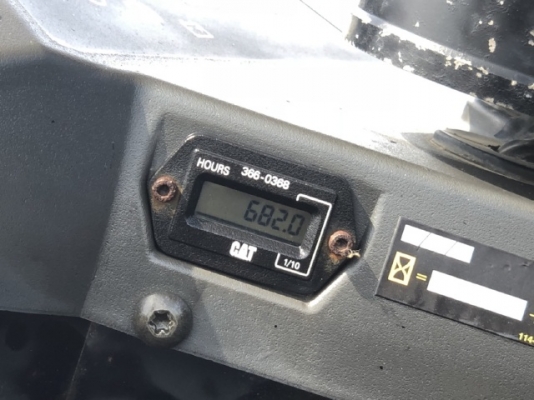 ขายรถตักล้อยาง CAT 902B ปี 2012 (6XX ชั่วโมง) นำเข้าเองจากญี่ปุ่น สภาพสวยพร้อมใช้ มีVDOการทำงานครับ