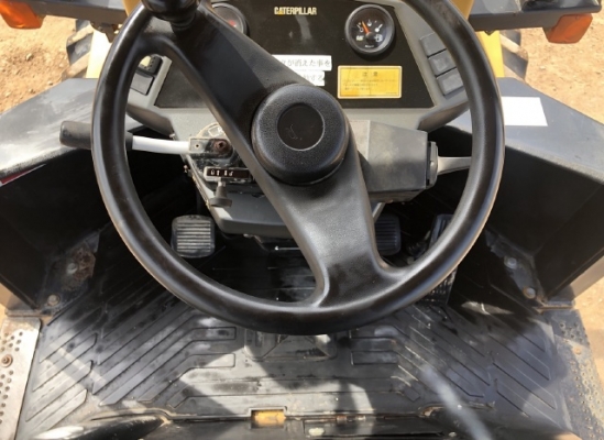 ขายรถตักล้อยาง CAT 902B ปี 2012 (6XX ชั่วโมง) นำเข้าเองจากญี่ปุ่น สภาพสวยพร้อมใช้ มีVDOการทำงานครับ