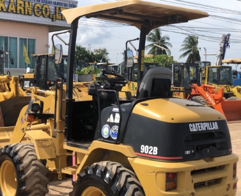 ขายรถตักล้อยาง CAT 902B ปี 2012 (6XX ชั่วโมง) นำเข้าเองจากญี่ปุ่น สภาพสวยพร้อมใช้ มีVDOการทำงานครับ