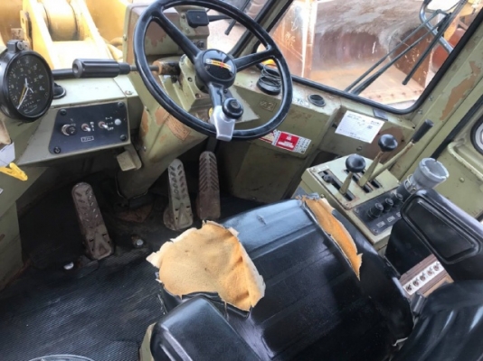 ขายรถตักล้อยาง CAT 936Z (เทียบเท่า WA300) นำเข้าเองจากญี่ปุ่น สภาพสวยพร้อมใช้ มีVDOการทำงานครับ