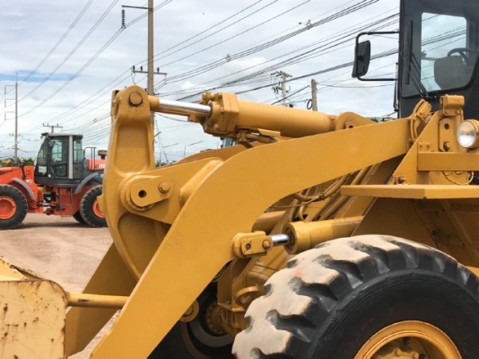 ขายรถตักล้อยาง CAT 936Z (เทียบเท่า WA300) นำเข้าเองจากญี่ปุ่น สภาพสวยพร้อมใช้ มีVDOการทำงานครับ