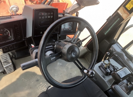 ขายรถตักล้อยาง CAT 962G นำเข้าเองจากญี่ปุ่น สภาพสวยพร้อมใช้ มีVDOการทำงานครับ