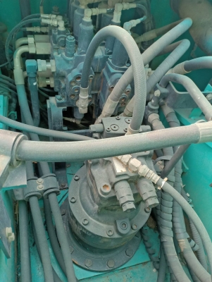 มาใหม่จ้า..KOBELCO SK200-6 เก่านอกแท้  สภาพสวย  เครื่องปั๊มแห้ง...มีลายแย๊ก...พร้อมใช้  โทร 089-3818694 จ๊อย