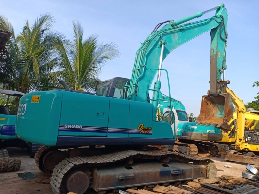 มาใหม่จ้า..KOBELCO SK200-6 เก่านอกแท้  สภาพสวย  เครื่องปั๊มแห้ง...มีลายแย๊ก...พร้อมใช้  โทร 089-3818694 จ๊อย
