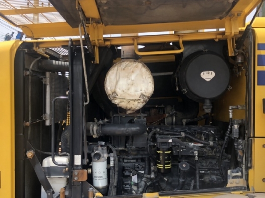 ขายรถตักล้อยาง KOMATSU WA380-6 ปี 2010 รถนอกนำเข้าจากญี่ปุ่น สภาพสวยพร้อมใช้ มีVDOการทำงานครับ