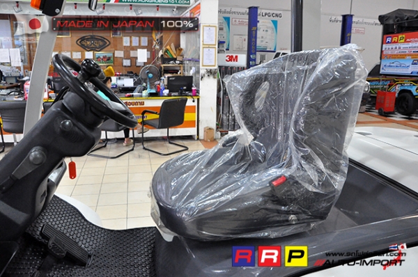 ขายรถโฟล์คลิฟท์มือสอง TCM รุ่น FD30T3K-2R900111 นำเข้าจากประเทศญี่ปุ่น 100\% ไม่เคยใช้งานในไทย