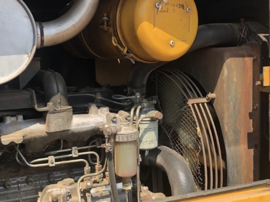 ขายรถตักล้อยาง TCM E830 นำเข้าเองจากญี่ปุ่น สภาพสวยพร้อมใช้ มีVDOการทำงานครับ