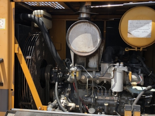 ขายรถตักล้อยาง TCM L26 นำเข้าเองจากญี่ปุ่น สภาพสวยพร้อมใช้ มีVDOการทำงานครับ