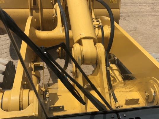 ขายรถตักล้อยาง TCM L27 (เทียบเท่า WA300) นำเข้าเองจากญี่ปุ่น สภาพสวยพร้อมใช้ มีVDOการทำงานครับ