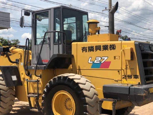 ขายรถตักล้อยาง TCM L27 (เทียบเท่า WA300) นำเข้าเองจากญี่ปุ่น สภาพสวยพร้อมใช้ มีVDOการทำงานครับ