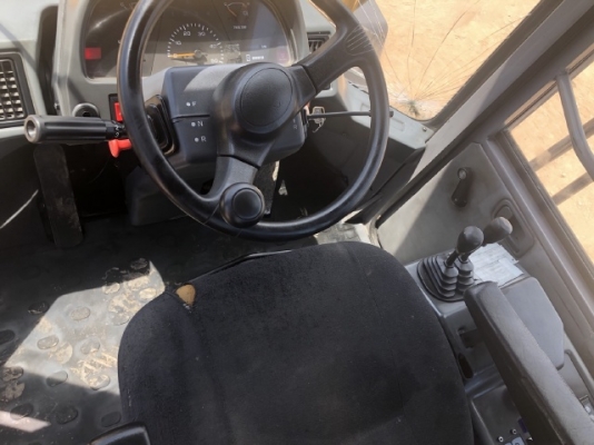 ขายรถตักล้อยาง TCM L27 (เทียบเท่า WA300) นำเข้าเองจากญี่ปุ่น สภาพสวยพร้อมใช้ มีVDOการทำงานครับ