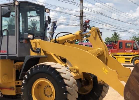 ขายรถตักล้อยาง TCM L27 (เทียบเท่า WA300) นำเข้าเองจากญี่ปุ่น สภาพสวยพร้อมใช้ มีVDOการทำงานครับ