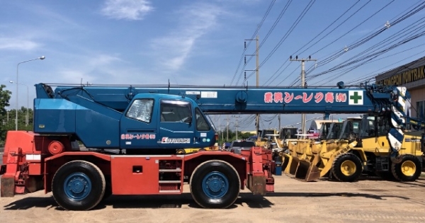 ขายรถเครน TADANO GR250N-1 (ขนาด 25 ตัน) ปี 2007 นำเข้าเองจากญี่ปุ่น สภาพสวยพร้อมใช้งาน มีVDOการทำงาน
