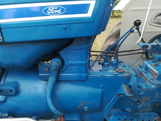 ขายฟอร์ดเก่านอกสภาพสวย