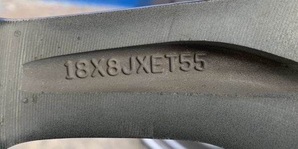 ล้อแม็ก Ford Ranger FX4 ขอบ 18 สภาพดี สีแท้