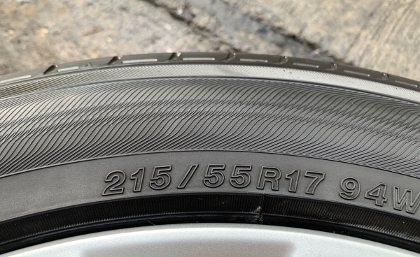 ล้อแม็ก Honda Accord G9 ขอบ 17 พร้อมยาง 215-55-17 Yokohama ปี 15 แม็กสวย ดอกหนาปึก